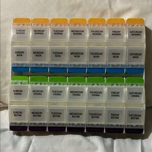 Weekly Pill Organizer with Color-Coded Lids
